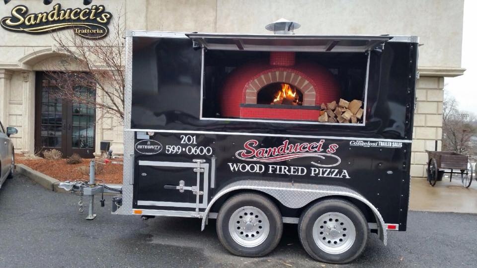 sanduccis pizza truck 960x540